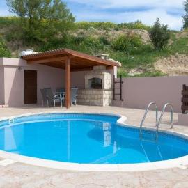 Afroditi House, Hotel in Stroumbi