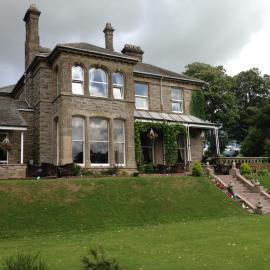 Broughton Craggs Hotel โรงแรมในคอกเคอร์เมาท์