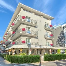 Hotel Niagara Riccione, hotel en Riccione