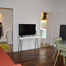 Logement Nénuphar, hotel in Avallon