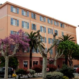 Hotel de La Paix, hotel Corte-ban