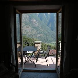 Casa Flora, hotel u gradu Verdabbio