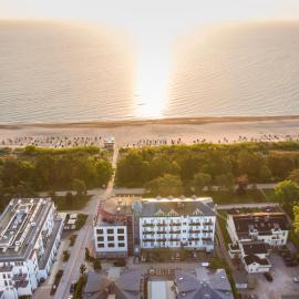 Strandhotel Heringsdorf mit Soleaußenpool 30 Grad, hotel a Heringsdorf