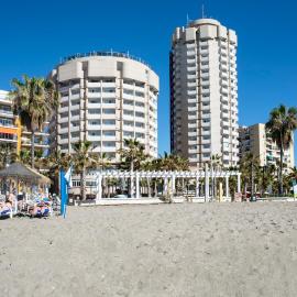 Hotel El Puerto by Pierre Vacances, hotel v destinácii Fuengirola