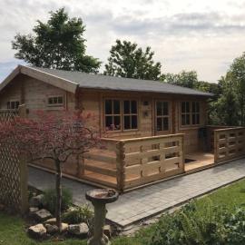 The Cabin, hotel i Chester