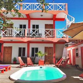 Ambergris Sunset Hotel, hotel di San Pedro