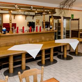 Hotel und Campingstell und Zeltplatz an der Talsperre im Harz, hotel Altenbrakban