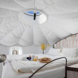HOMOKI LODGE Bed & Beyond Glamping Adult Only, hotel a Ruzsa