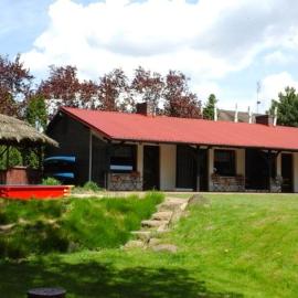 k.e.m.p. inn, hotel u gradu 'Krzycko Małe'