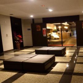 Honest & Warm Hotel, מלון בטאויואן