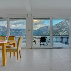 Villa KOSTA