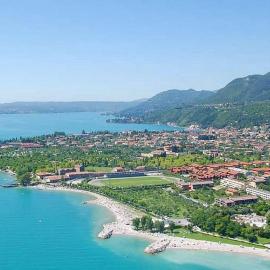 Casa Marsilva - holiday apartment with roof terrace, near the lake, hotel u gradu Toskolano Maderno