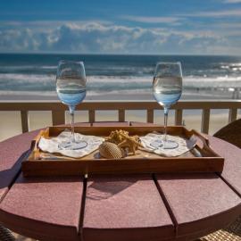 Family Friendly - Direct Oceanfront Sanibel 303