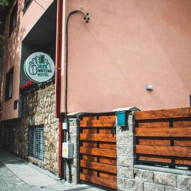 Skopje Downtown Hostel, hotel a Skopje