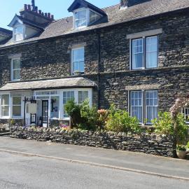 Montfort Cottage Guest House، فندق في ويندرمير