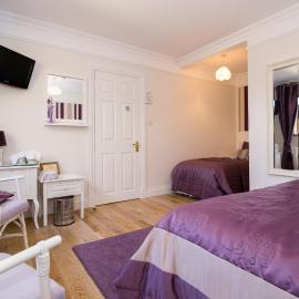Cois Li Accommodation
