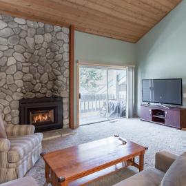 Snowcreek IV 588