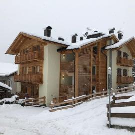 Casa Chris by AMA Val di Fassa, Hotel in Pozza di Fassa