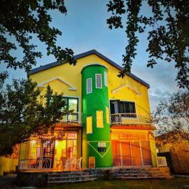Our Way Guest House & Hostel, hotel en Shkodër