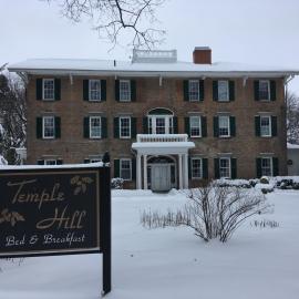 Temple Hill Bed and Breakfast, hotel sa Geneseo