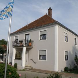 Zimmervermietung Ziegltrum, hotel a Wolfersdorf
