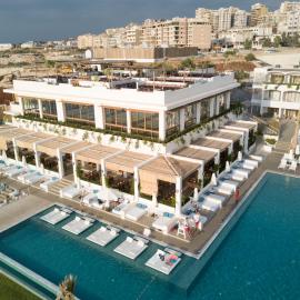 La Siesta Hotel & Beach Resort, hotel v mestu Khaldah