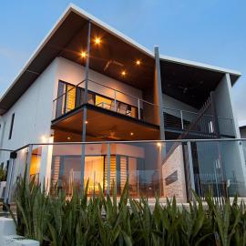 Marina Views Townhouse, hotel i Darwin