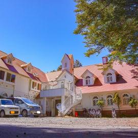 Karuizawa Pension Sato no Nukumori, hotel i Karuizawa