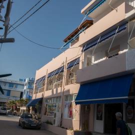 Lybian Sea: Kalamaki şehrinde bir otel