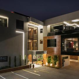 Home Suite Hotels Rosebank: Johannesburg şehrinde bir otel