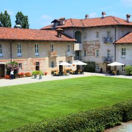 Hotel Antico Podere Propano, hotel Saluzzóban