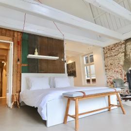 Luxe Loft Bierbrouwerij het Klavertje, hótel í Dokkum