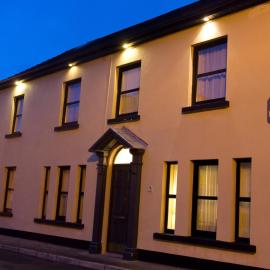 Griffin Lodge Guesthouse، فندق في غالواي