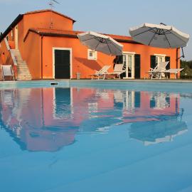 Residence Casali Romei, hotel in Sarzana