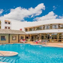 Macdonald Villacana Resort, ξενοδοχείο σε Εστεπόνα