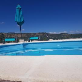 Cortijo de la Cruz: Iznájar şehrinde bir otel