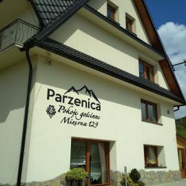 Pokoje Goscinne Pieninska Parzenica, hotel em Mizerna