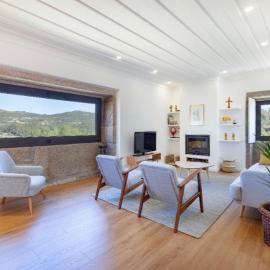 Mariana's HeartMade House, hotel in Caldelas