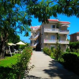 Alexia Apartments & Studios, hotel em Kremasti