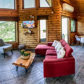 Vasiliou House Krimenos, hotel em Khandria
