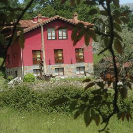 Hotel Rural El Texu, хотел в Ариондас