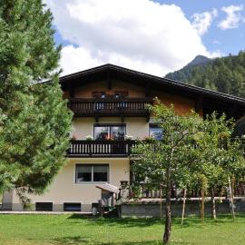 Haus Freispitzblick, хотел в Бах