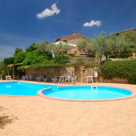 Agriturismo La Casella, hotell i San Terenziano
