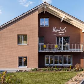 Neuhof Gäste-& Schokohaus