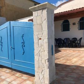 A due passi dal mare, hotel u gradu Tore Lapilo
