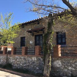 Xalet l’Avella, hotel u gradu Catí