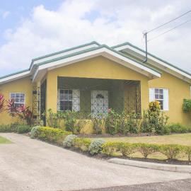Hibiscus Villa @ DraxHall, hotel in Mammee Bay