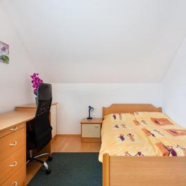 Orchid room for 2, Skylight room for 2