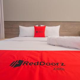 RedDoorz near Taman Rejomulyo
