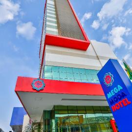 Mega Moda Goiania Hotel, hotel Goiâniában